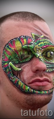 Kaméleon tetoválás - fényképes példa egy jelentésről szóló cikkhez 14012016 32