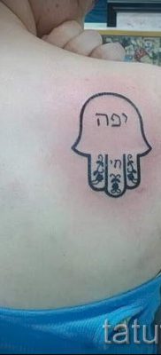 hamsa tetoválás - fényképes példa a tetoválás jelentését bemutató cikkhez 67