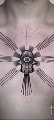 hamsa tetoválás - fényképes példa egy tetoválás jelentését bemutató cikkhez 38