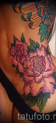 Példa krizantém tetoválásra a 84. számú fényképen