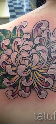 Példa krizantém tetoválásra a # 30