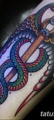 fotó a caduceus tetoválásról, kelt 2017.10.21 -én №148 - caduceus tetoválás -