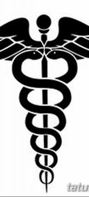 fotó a Caduceus tetoválásról, kelt 2017.10.21 -én №016 - Caduceus tetoválás -