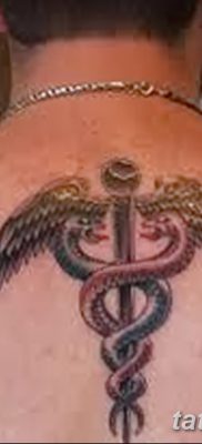 fotó a Caduceus tetoválásról, kelt 2017.10.21. №080 - Caduceus tetoválás -