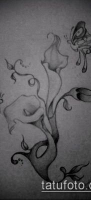 A calla liliom tetoválás # 785 a minta klassz változata, amely sikeresen használható revízióhoz és rajzoláshoz, mint kalla liliom tetoválás akvarell