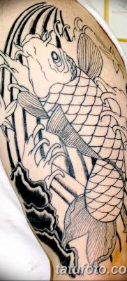 fotó egy ponty tetoválásról, kelte: 2017.10.28. №084 - ponty tetoválás -