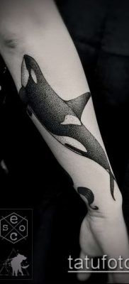 Fotó egy gyilkos bálna tetoválásról - 19052017 - példa - 064 Tetováló gyilkos bálna