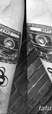 fotó a tetováló kazettáról, kelt 2017. augusztus 28 -án, 129. sz. - Tetoválókazetta -