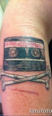 fotó a tetováló kazettáról, 2017. augusztus 28 -án, 106. sz. - Tetoválókazetta -