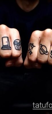 fotó sárgaréz csülök tetoválásról (érték) - egy példa egy érdekes tetoválási rajzra - 072