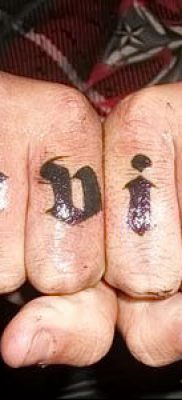 fotó sárgaréz csülök tetoválásról (érték) - egy példa egy érdekes tetoválási rajzra - 071