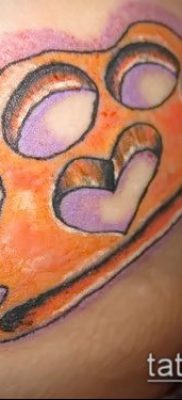 fénykép egy sárgaréz csukló tetoválásról (érték) - példa egy érdekes tetoválási rajzra - 058