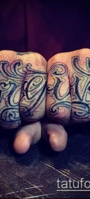 fotó sárgaréz csülök tetoválásról (érték) - példa egy érdekes tetoválási rajzra - 047