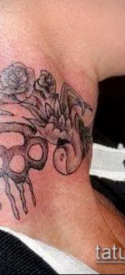 fotó sárgaréz csülök tetoválásról (érték) - példa egy érdekes tetoválási rajzra - 027