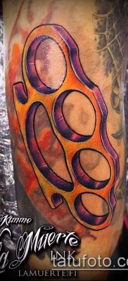 fotó sárgaréz csülök tetoválásról (érték) - egy példa egy érdekes tetoválási rajzra - 019