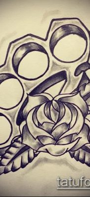 fotó sárgaréz csülök tetoválásról (érték) - egy példa egy érdekes tetoválási rajzra - 017