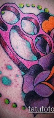 fotó sárgaréz csülök tetoválásról (érték) - példa egy érdekes tetoválási rajzra - 008