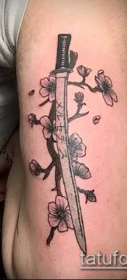 fotó Katana tetoválásról (Katana tetoválás) (érték) - példa rajz - 050