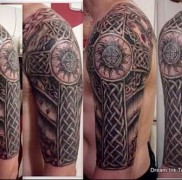 A kelta kereszt tetoválás jelentése k674