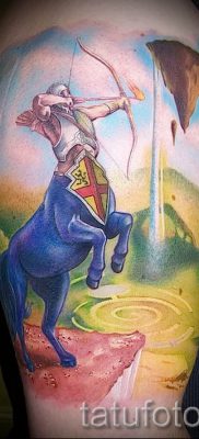 kentaur tetoválás fotó - példa egy kentaur tetoválás jelentésével foglalkozó cikkre - tatufoto.ru - 22