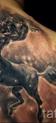 kentaur tetoválás fotó - példa egy kentaur tetoválás jelentéséről szóló cikkre - tatufoto.ru - 17
