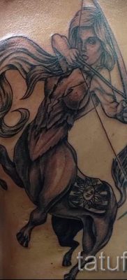 kentaur tetoválás fotó - példa egy kentaur tetoválás jelentését bemutató cikkre - tatufoto.ru - 4