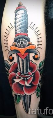 fotó egy tőrről és egy rózsatetoválásról példa egy tetoválás jelentését bemutató cikkre - tatufoto.ru - 31