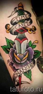 fotó egy tőrről és egy rózsatetoválásról példa egy tetoválás jelentését bemutató cikkre - tatufoto.ru - 1