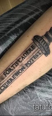 Fotó a tetováló penge fegyverről - példa rajz - 27052017 - példa - 057 Tetováló penge fegyver