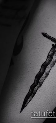 Fotó a tetováló penge fegyverről - példa rajz - 27052017 - példa - 067 Tetováló penge fegyver