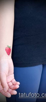 fotó eper tetoválásról (Eper tetoválás) (jelentése) - példa rajz - 019