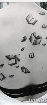 fotó egy tetoválásról Könyv kelt 2017. 12. 26 -án №015 - tetoválókönyv -