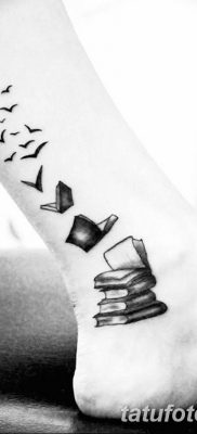 fotó tetoválás Könyv 2017.12.26 -tól №026 - tetoválókönyv -