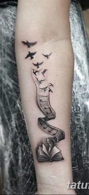 fotó tetoválás Könyv kelt 2017.12.26. №035 - tetováló könyv -