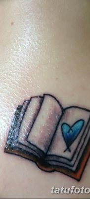 fotó a tetoválásról Könyv 2017.12.26 -án №060 - tetoválókönyv -