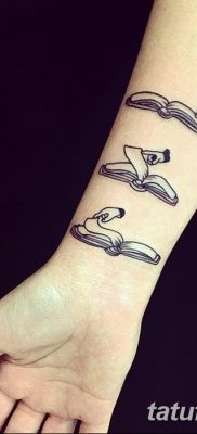 fotó egy tetoválásról Könyv kelt 2017.12.26. №062 - tetoválókönyv -