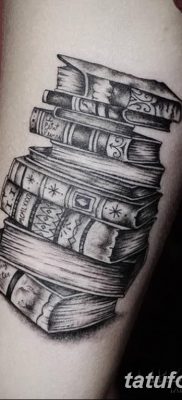 fotó egy tetoválásról Könyv kelt 2017. 12. 26 -án №076 - tetoválókönyv -