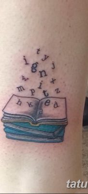 fotó tetoválás Könyv kelt 2017.12.26. №078 - tetoválókönyv -