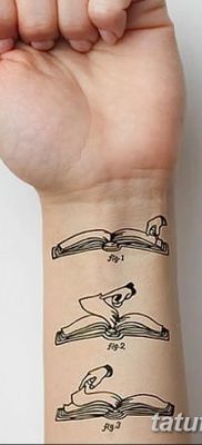 fotó egy tetoválásról Könyv kelt 2017.12.26. №083 - tetoválókönyv -
