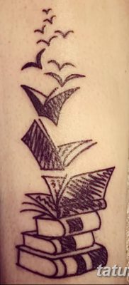 fotó tetoválás Könyv kelt 2017.12.26. №085 - tetováló könyv -