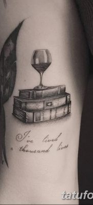 fotó tetoválás Könyv kelt 2017.12.26. №04 - tetováló könyv -