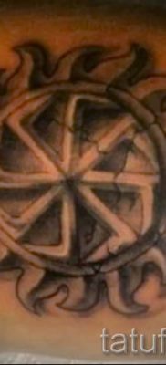 fotó a Kolovrat tetoválásról a Kolovrat tetoválás jelentéséről szóló cikkhez - tatufoto.ru - 21