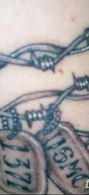 fotó szögesdrót tetoválásról, kelt 2017.07.26. №029 - Tetovált szögesdrót_
