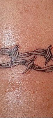 fotó szögesdrót tetoválásról, kelt 2017. 07. 26 -án, 045. sz. - Tetovált szögesdrót_