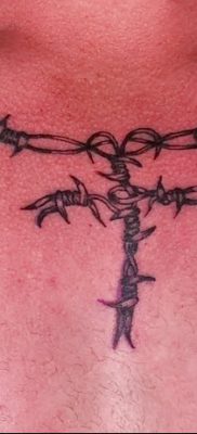 fotó szögesdrót tetoválásról, kelt 2017. 07. 26 -án, 073. sz. - Tetovált szögesdrót_