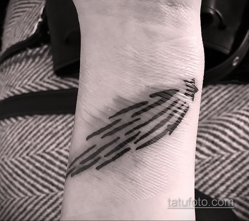 Zdjęcie tatuażu z kometą (asteroidą) 27.03.2021 №128 - tatuaż komety -