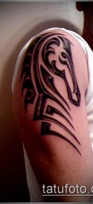 ló tetoválás fotó (érték) - példa egy érdekes tetováló rajzra - 049