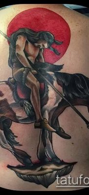 ló tetoválás fotó (érték) - példa egy érdekes tetoválási rajzra - 043