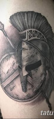 Fotó egy lándzstetoválásról 2018.08.22. №022 - lándzsás tetoválás -