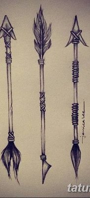 Fotó egy lándzstetoválásról 2018.08.22. №012 - lándzsás tetoválás -